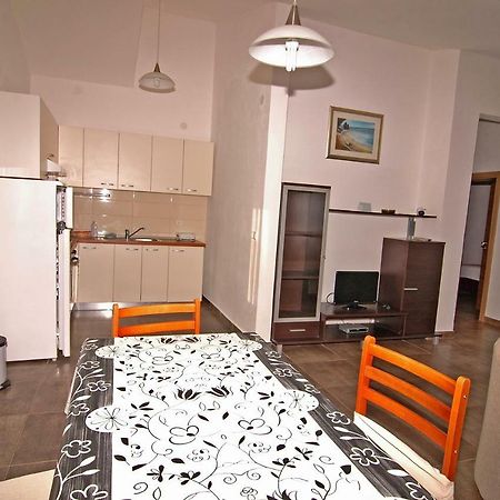 Apartment Urem Биоград на Мору Екстериор снимка