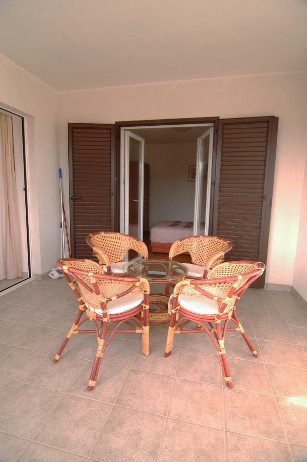 Apartment Urem Биоград на Мору Екстериор снимка